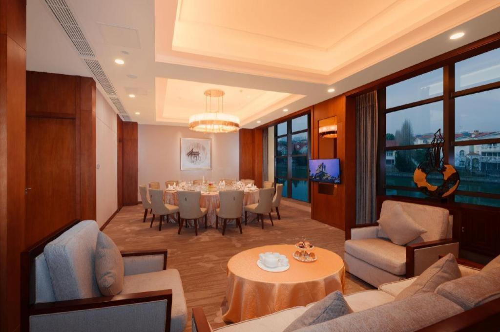 Shuguang International Hotel Kunshan Kunshan  Dış mekan fotoğraf