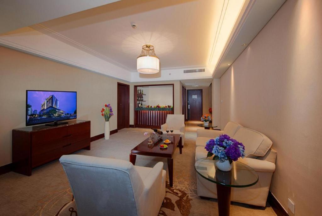 Shuguang International Hotel Kunshan Kunshan  Dış mekan fotoğraf