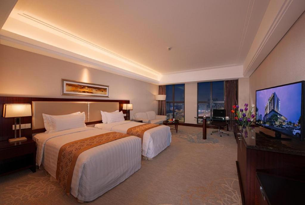 Shuguang International Hotel Kunshan Kunshan  Dış mekan fotoğraf
